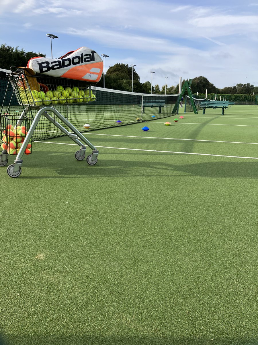 SSPSouthBucks's tweet photo. A beautiful morning for SEND Tennis @HaltonUK Over 70 children and young people had the chance to have fun and be active 🎾 with the fabulous @everyballtennis team @RoyKnight91 @JemimaHayward @GMS_PE @StonyDean @MacIntyreSchool #ERS #Claytons #CWA #Oakgreen #sportforall #fun #sun https://t.co/1fYcV5TEIm