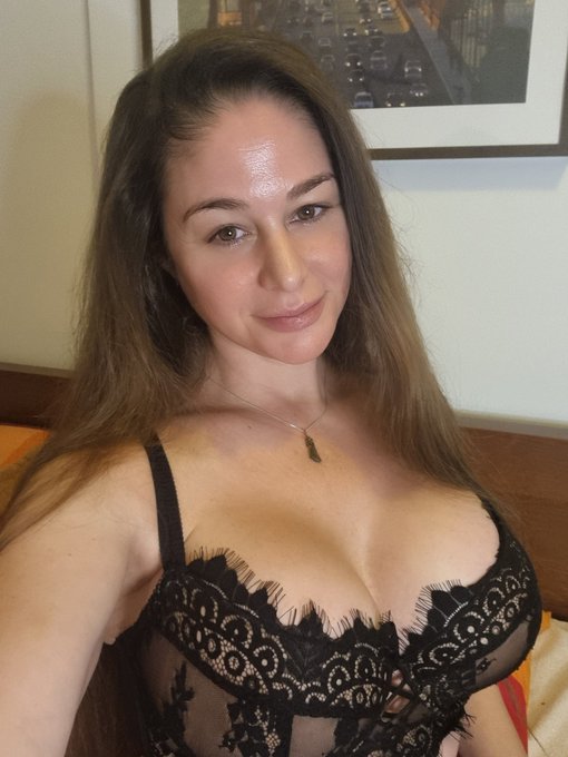 💋💋 https://t.co/KBsGU38sfq