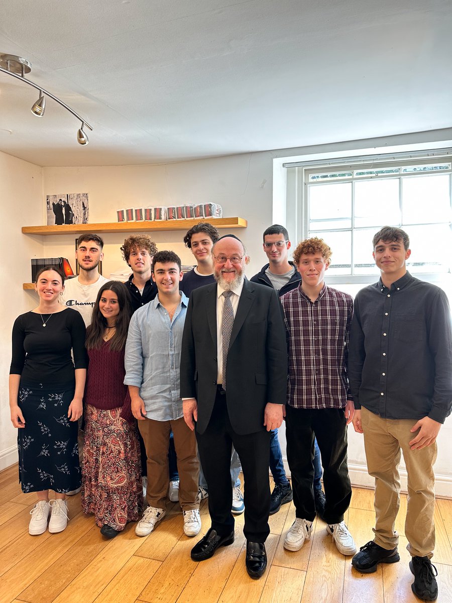 chiefrabbi's tweet photo. It was my pleasure to spend time with Jewish students at Bristol JSoc where I fixed a Mezuzah, and at Birmingham University JSoc yesterday.

Our students are the pride of our community, and it was wonderful to hear their passion for Jewish life and their enthusiasm for the future.