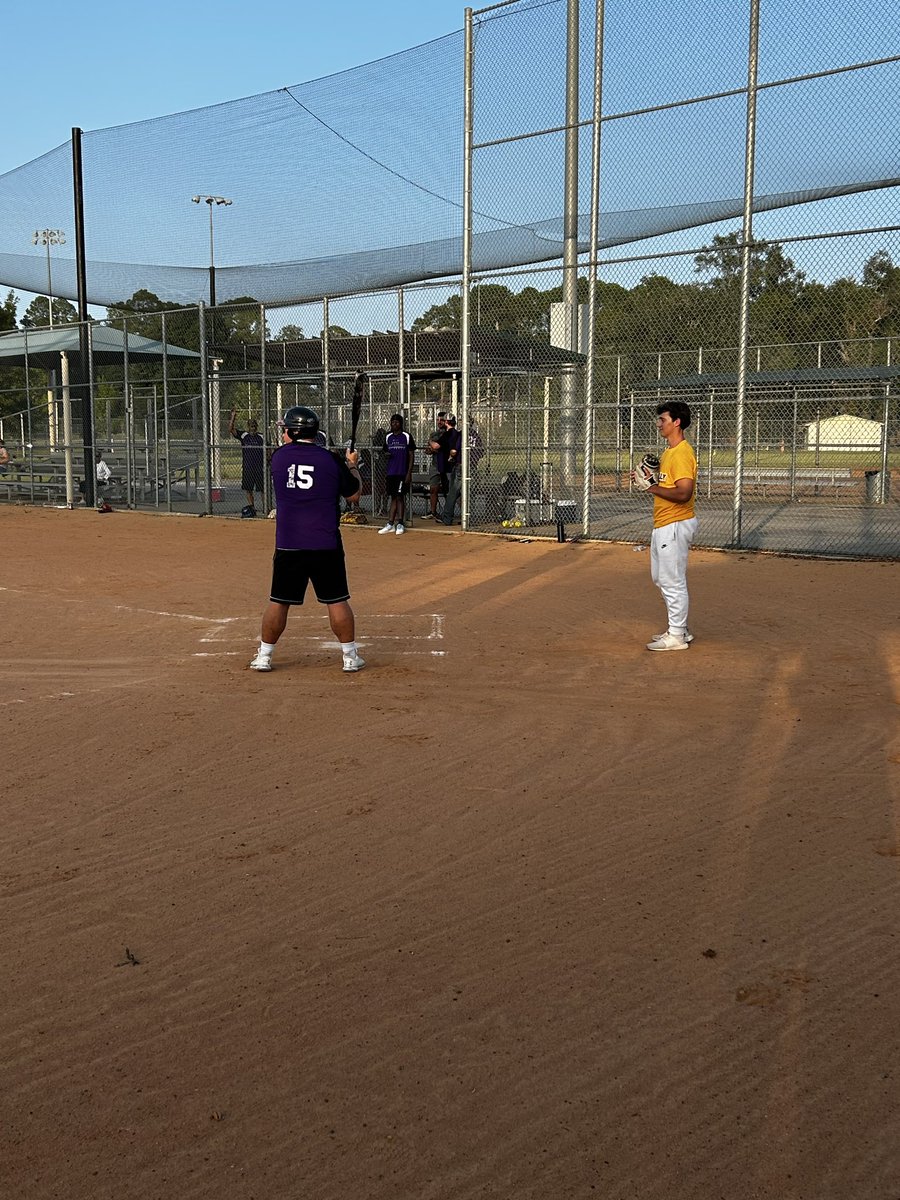 ASUGoldenRamsBS's tweet photo. The Albany Parks and Recreation Hotshots have spent the last few days getting better on the field with The Albany State Baseball Program ⚾️

 The Golden Rams are excited to help Albany’s Special Olympics team get ready for their state tournament this upcoming weekend ‼️ https://t.co/GvgDrOmZpS