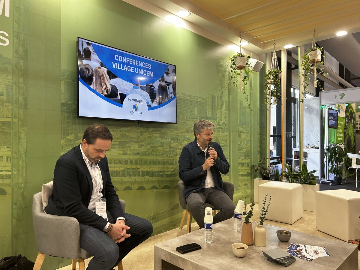 ecominero's tweet photo. ♻ [#EVENEMENT] 

Ne manquez pas dans quelques instants l’intervention de notre Directeur général François Demeure Dit Latte sur le village @fedeUNICEM qui répondra aux questions sur la #REP #PMCB 

 ➡️ Rendez-vous : stand B3 #SIM2023 https://t.co/HbmUrIb0zT