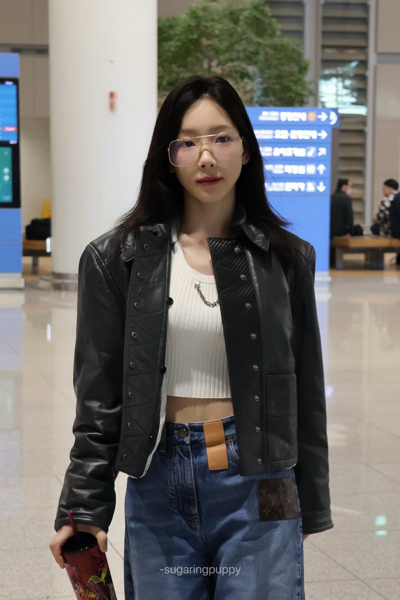 ChingChingView's tweet photo. 231004 ICN 
#태연 #TAEYEON https://t.co/LPUvQ32945