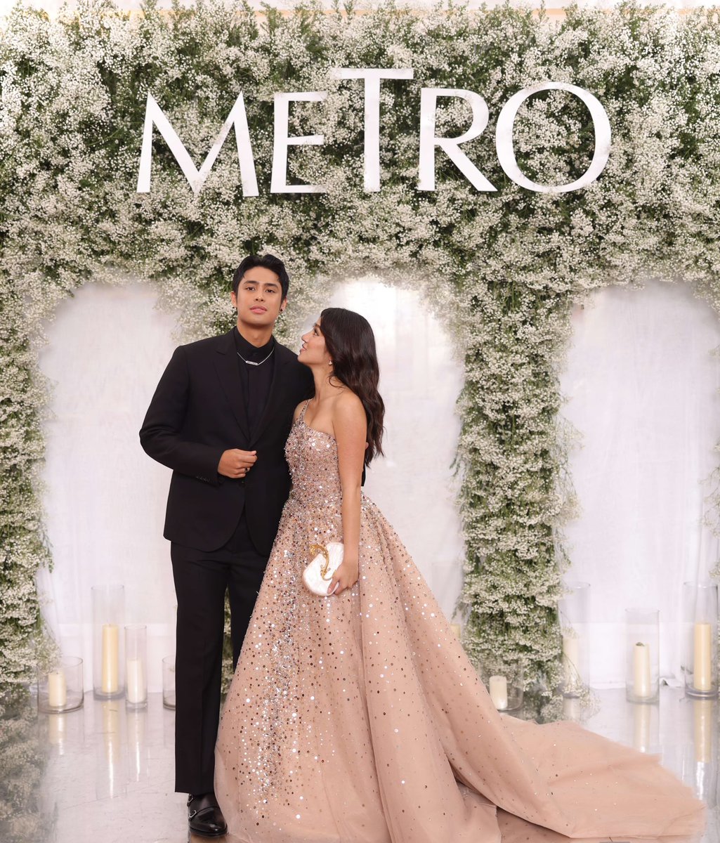 DonBelleOFC's tweet image. #ABSCBNBall2023: DonBelle at the Metro Photo Stations 

#DonnyPangilinan | #BelleMariano 
#DonBelle | #ABSCBNBall
