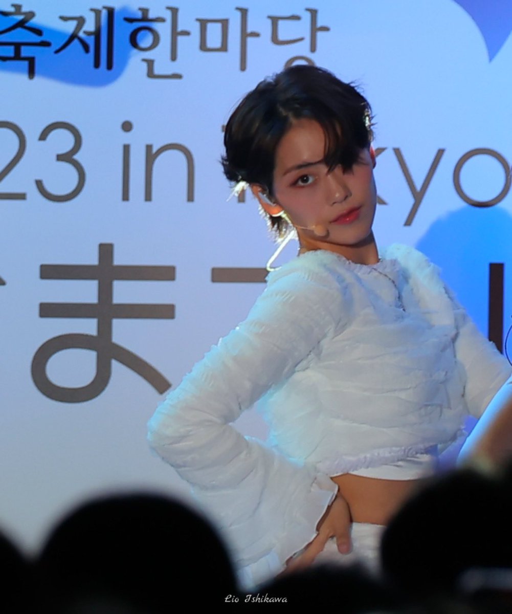 루아 너무 멋있네요 ✮

#위키미키 #루아 #김수경 
#WekiMeki #Lua 231001