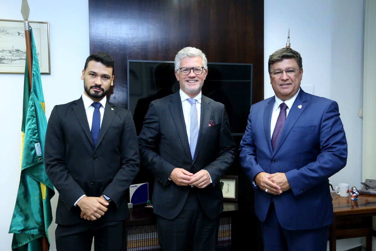 Accelerating Ukraine-Brazil parliamentary contacts: inspiring meeting with 🇧🇷Senator <a href="/carlosaviana/">Carlos Viana</a> (Podemos, MG) &amp; Member of the 🇧🇷Chamber of Deputies Samuel Viana (PL, MG) <a href="/vianasamuelmg/">Samuel Viana</a>