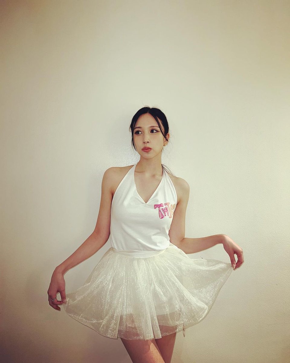 pinkdoggo29's tweet photo. 231004 🐧📸 

#MINA #TWICE #트와이스 https://t.co/KPrvQ5dDlq