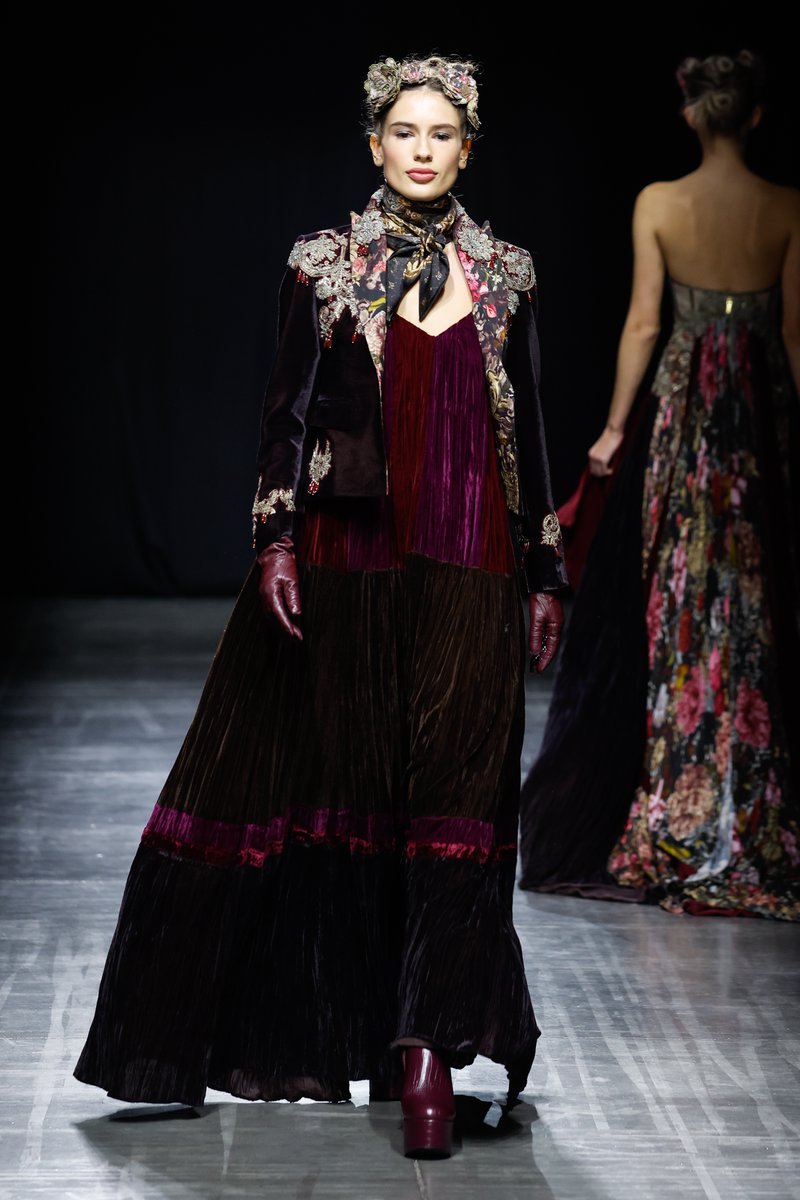 LondonFashionWk's tweet photo. As part of an incredible line-up of 135 brands, 107 physical activations and 35 digital activations that took place on schedule during #LondonFashionWeek September 2023, see a round up of evening events including shows and presentations by @Muubaa, JUNNA, @anciela_london and @RockyStarWorld.

Explore the collections, via https://t.co/bkgSbrNncW.