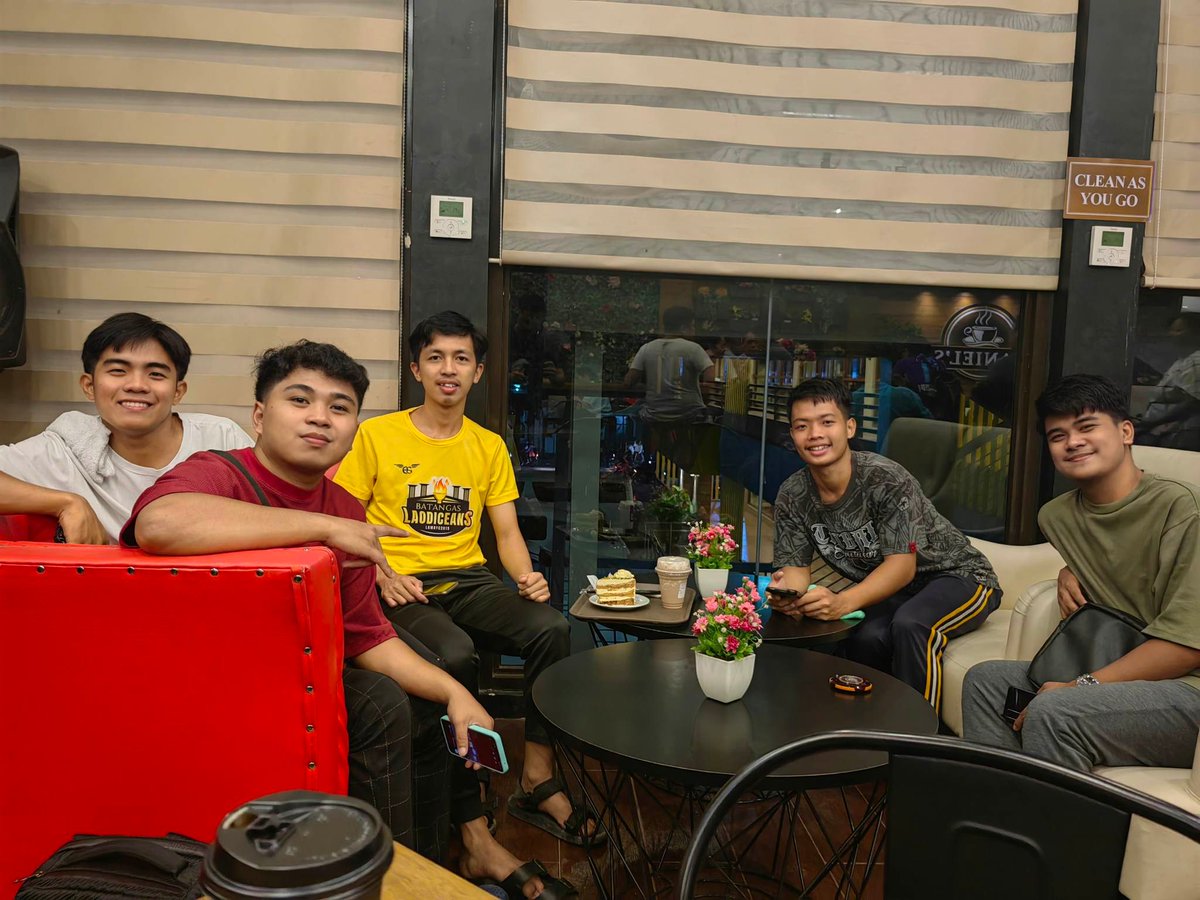 NEILESTRDA's tweet photo. Salamat po sa Dios, sa pagkakataon pong ito🥺🥰 https://t.co/CLfW33PqTp