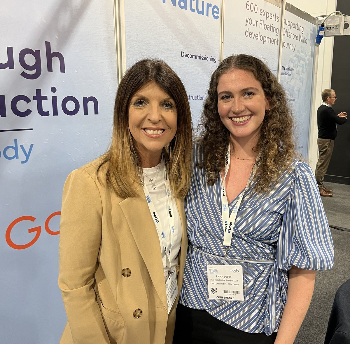 I met this fabulous young woman at @RenewableUK #FloatingWind23 today. Emma Busby is an ornithological consultant providing environmental advice to offshore energy developments. She is also my gorgeous god-daughter and I’m so very proud of her 🩷 #womeninenergy #WomeninSTEM