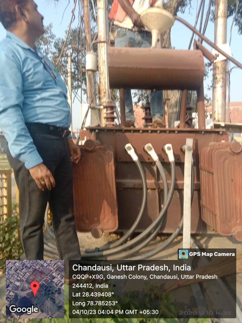 rcbharti's tweet photo. SIR,SPOT MAINTENANCE OF  MEDIUM POWER TRANSFORMER IS BEING DONE UNDER EDD CHANDAUSI  FOR PROVIDING UNINTERRUPTED POWER SUPPLY FOR UPPCL CONSUMERS
@eeewdmbd @SEworkshopPVVNL @MdPvvnl @ChairmanUppcl @mbd_ce https://t.co/l6r7cln0tm