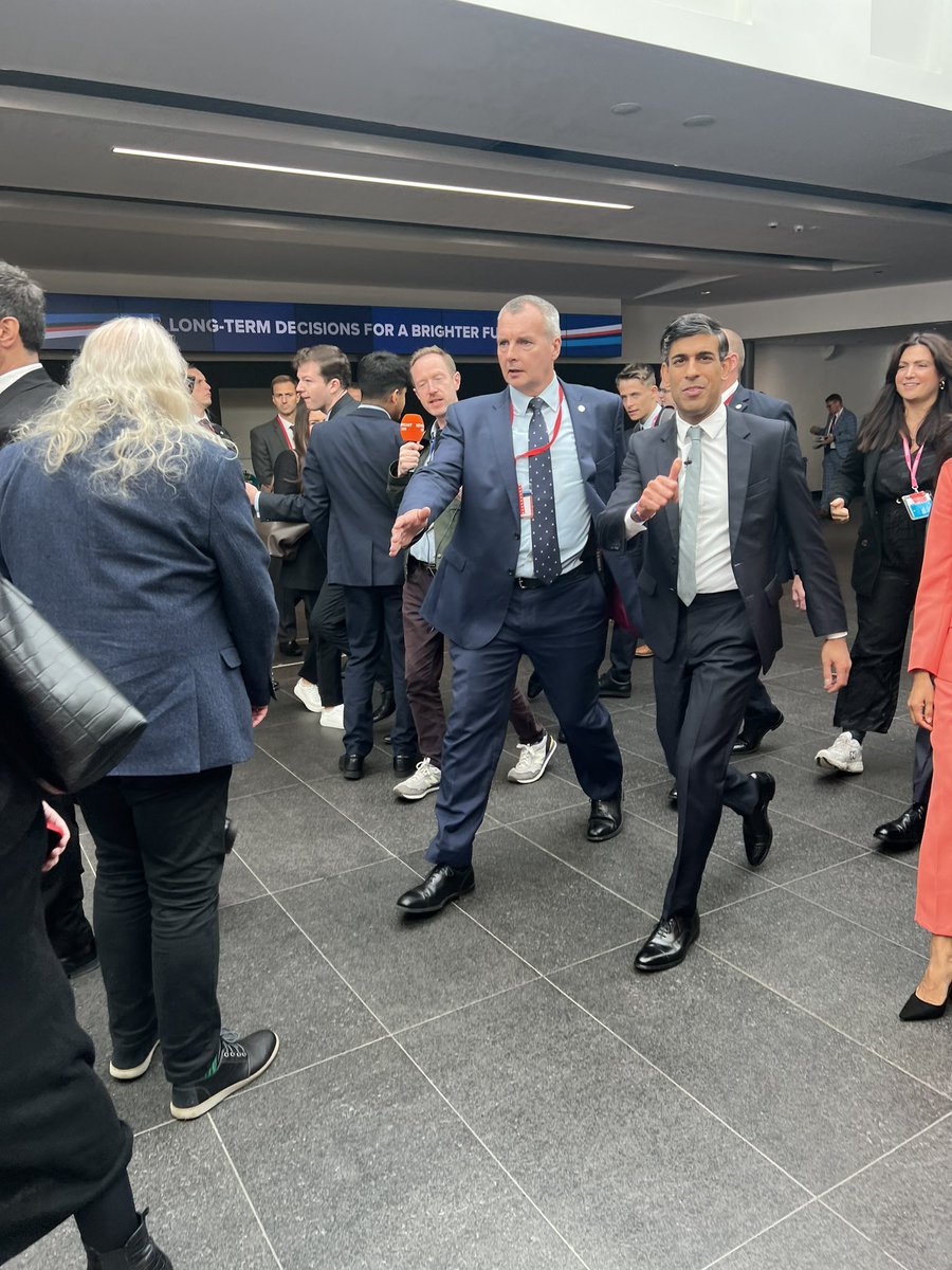 Thumbs up from the Prime Minister <a href="/RishiSunak/">Rishi Sunak</a>. What a fantastic conference speech at #CPC23. Only <a href="/Conservatives/">Conservatives</a> have a clear plan for the whole of the #UK which protects and promotes families, the economy, education, infrastructure, the #NHS and more.