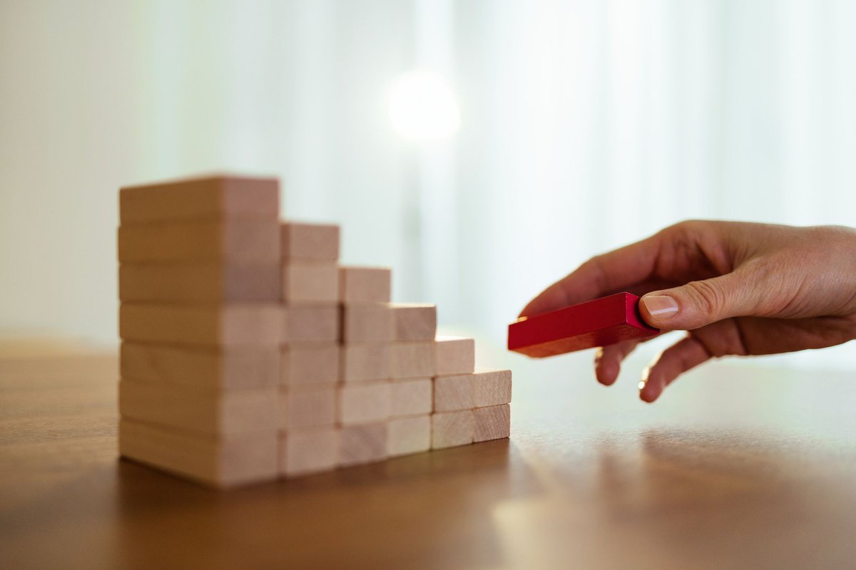 Policy briefing: Foundation models in the public sector. Key considerations for deploying public-sector foundation models. Learn more: buff.ly/48BjfaE from <a href="/AdaLovelaceInst/">Ada Lovelace Institute</a> #AI