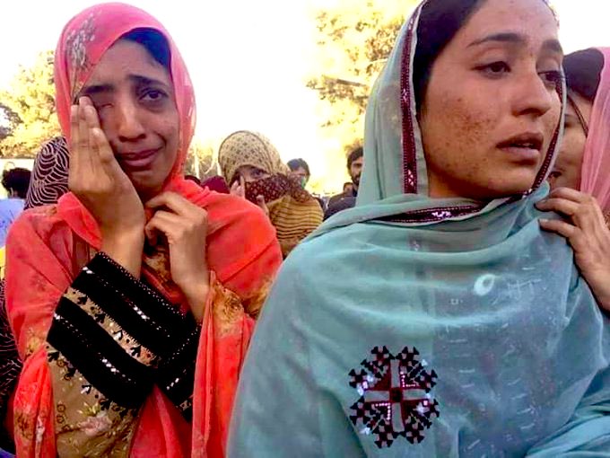 dr_mahi_baloch's tweet photo. مرچی موسُم ءِ تب بدل بوتگ جمبران ھون ءِ ارس گوار اِتگ💔
#ReleaseShabirBaloch https://t.co/1yS2jWduZ6