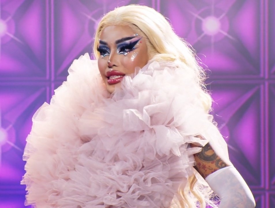 slvdrshaira's tweet photo. M1ss Jade So is a true inspiration to all of us, and we are so grateful for her presence on #DragRacePH . She may not have won the crown, but she won our hearts with her talent and beauty. She is a true pioneer, and we are so lucky to have her in our community https://t.co/9jlwRDDsF8