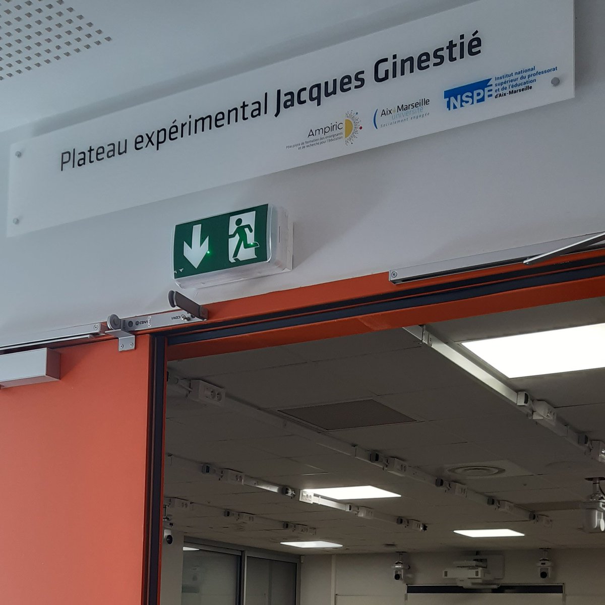 InspeAixMrs's tweet photo. L'hommage à Jacques Ginestié est partout sur le site marseillais @InspeAixMrs @univamu @ampiric #SFEREProvence #ADEF
#hommage_ginestié https://t.co/q3gpDtrTtA