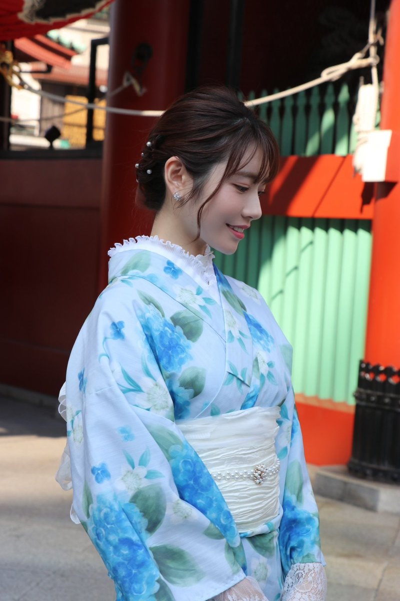 先月末に浴衣をきました💙
はじめてブルーの浴衣着ました🙏🏻´- https://t.co/PIbeiBtF2g