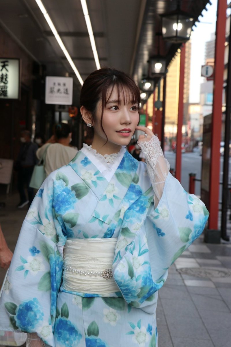 先月末に浴衣をきました💙
はじめてブルーの浴衣着ました🙏🏻´- https://t.co/PIbeiBtF2g
