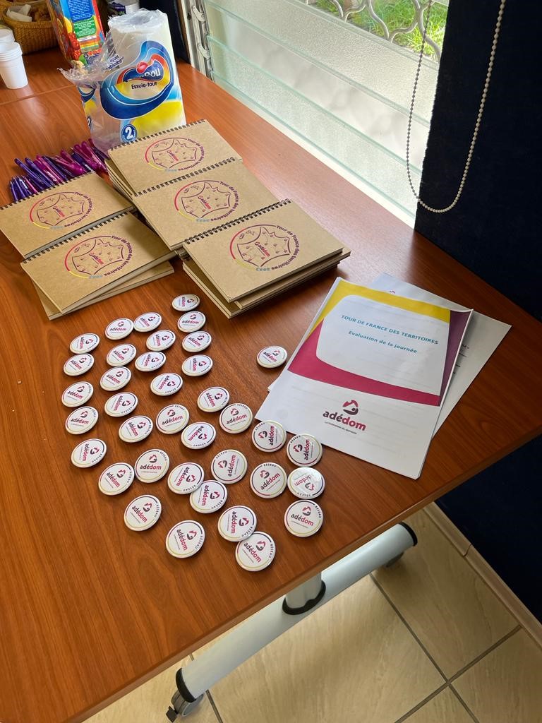 C’est parti pour le #TourDeFrance23  qui fait escale aux Antilles 🌴 ! 
Rencontres, échanges sur les Saad PA/PH, soin à domicile, Convention @Pole_Emploi 
Objectifs :
1️⃣ Collaborer
2️⃣ Attractivité des métiers
3️⃣ Recrutement et compétences
4️⃣ Inclusion pour l'emploi.
💪 #Emploi