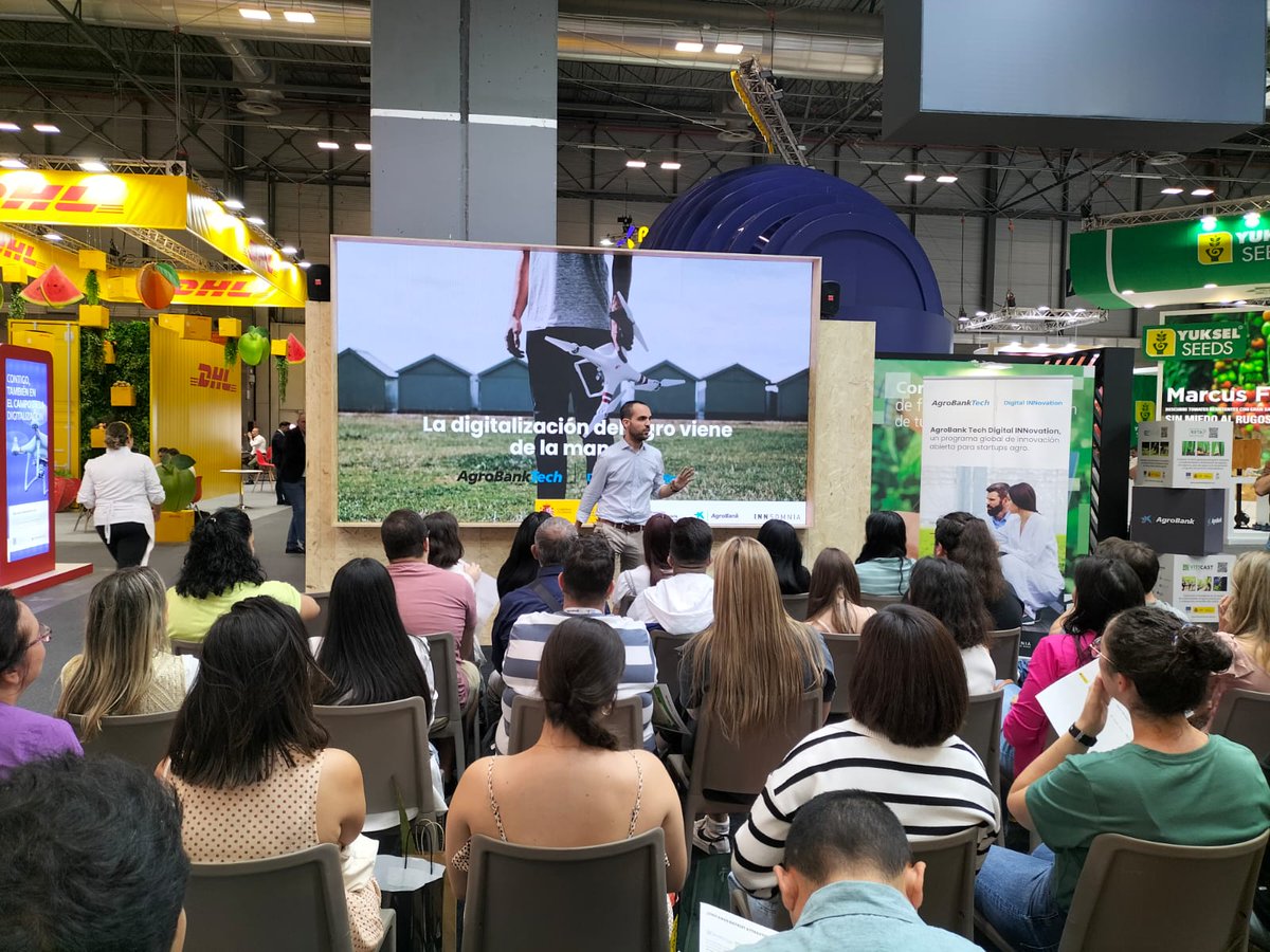 Calidad de la Industria Alimentaria disfrutaron de las ponencias AgroBankTech de la @feriafruitattraction
Mirando al futuro.

@ifema_madrid #sientelainspiracion