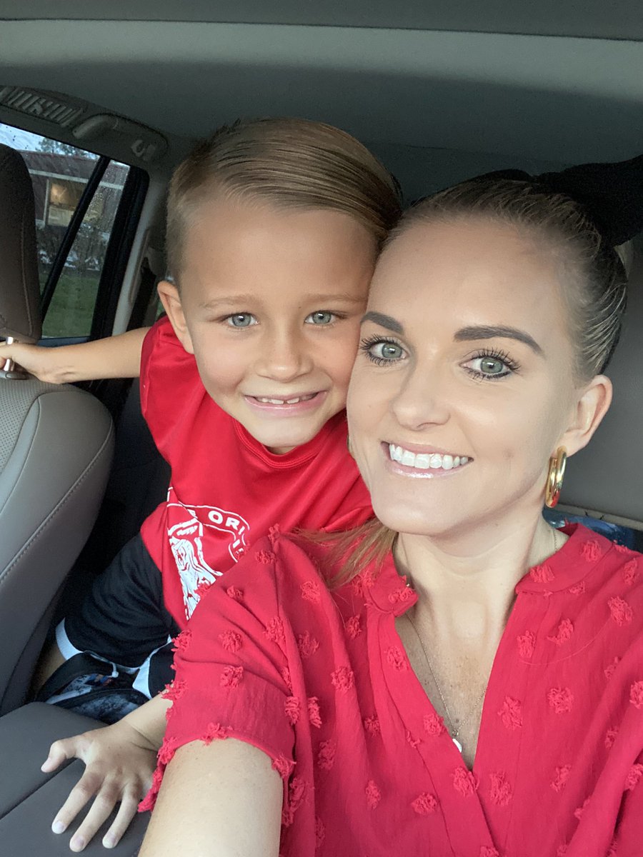Danni Smith tweet media