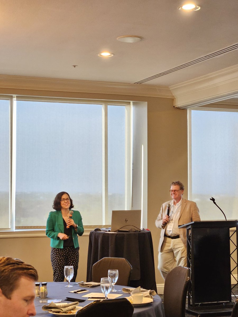 Tori Miller Liu, President, AIIM International &amp; Craig Laue, President, AIIM Florida Chapter kick off Solutions Showcase &amp; Strategy Session in Tampa.