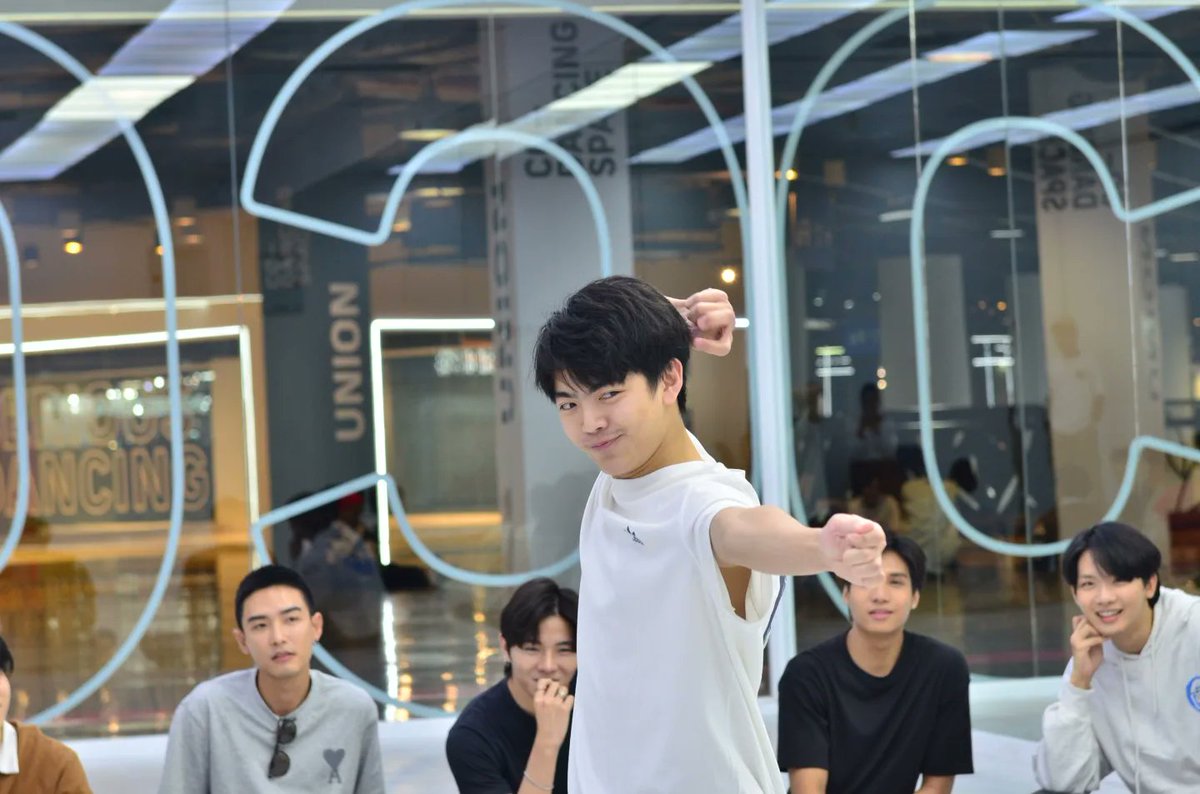 chaaim_official's tweet photo. ว้าวุ่นเลยงี้!! workshop ผ่านไปด้วยดี กับ ซีรีส์เรื่องใหม่ “คุณยมทูต”
ชะเอม จะมาเเนวไหน อย่าพลาด‼️

#คุณยมทูต 
#TheHellGuard 
#HarikarnSolution
#chaaim_alongkorn  #chaaimam https://t.co/qtDDOyYJ4P