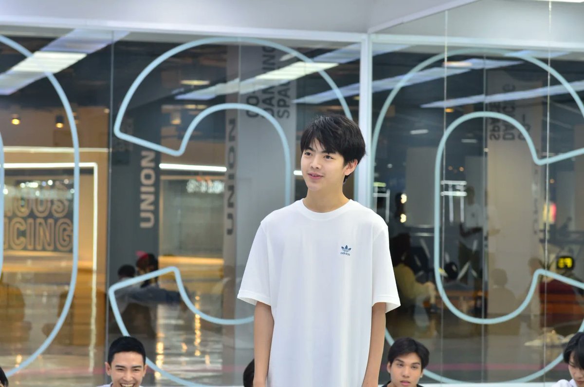 chaaim_official's tweet photo. ว้าวุ่นเลยงี้!! workshop ผ่านไปด้วยดี กับ ซีรีส์เรื่องใหม่ “คุณยมทูต”
ชะเอม จะมาเเนวไหน อย่าพลาด‼️

#คุณยมทูต 
#TheHellGuard 
#HarikarnSolution
#chaaim_alongkorn  #chaaimam https://t.co/qtDDOyYJ4P