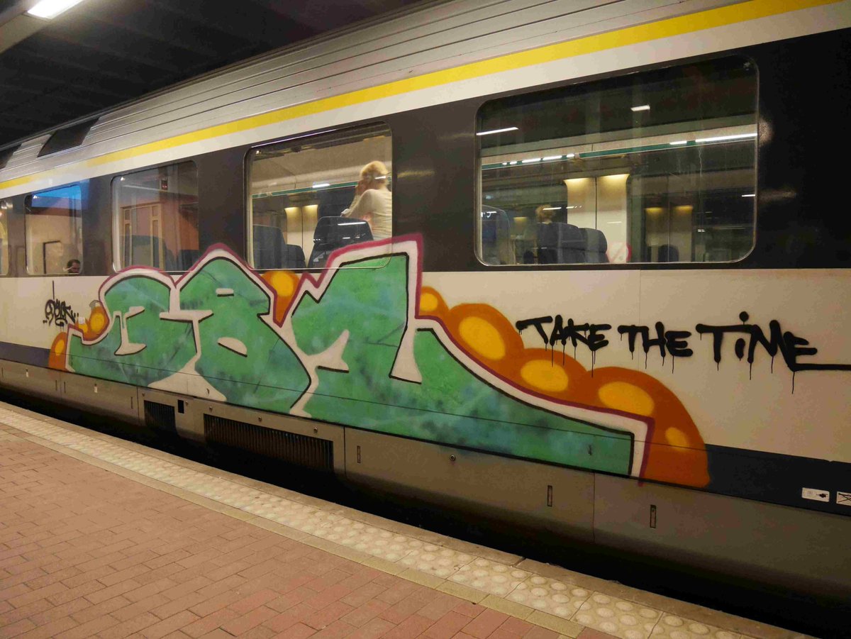 Train_Graffiti's tweet photo. https://t.co/4bx04LYHxQ https://t.co/DDUHii3y1v