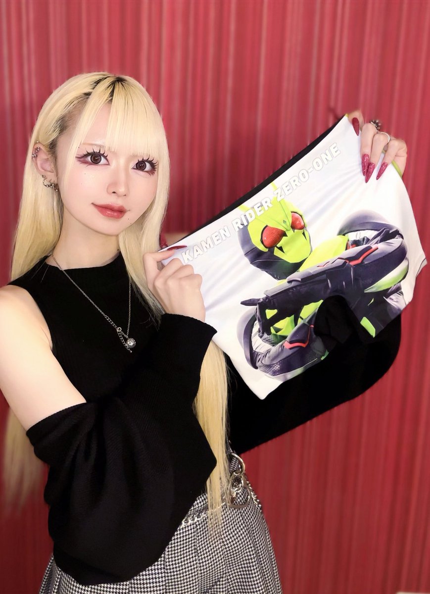 アンダーウェア専門店HIPSHOP(@HipshopOfficial)さんの仮面ライダーと