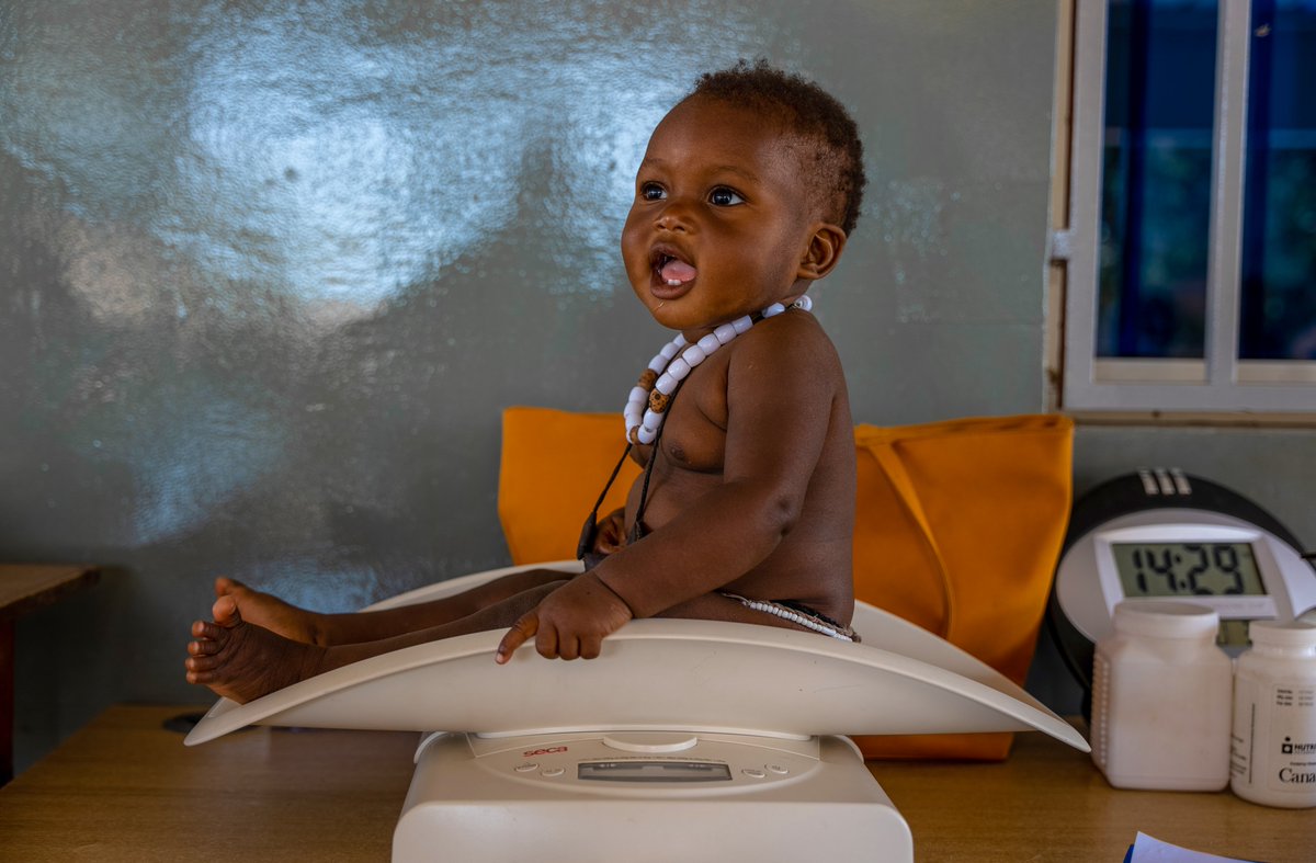 mrcunitgambia's tweet photo. 🆕meta-analysis of 118,000 pregnancies including data from our Keneba field station reveals insights on pregnancy weight gain &amp; birth outcomes @bmj_latest https://t.co/rmipIpFGpH

Low🤰🏾weight gain➡️low birthweight, smaller heads.
Excess🤰🏾weight gain➡️prematurity, macrosomia. https://t.co/KEo5Bs2CNU