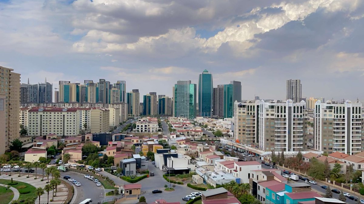 Erbil_life's tweet photo. Today's weather is adorable 💙

#Kurdistan #Erbil #View #Erbillife https://t.co/7TwYwv4zoN