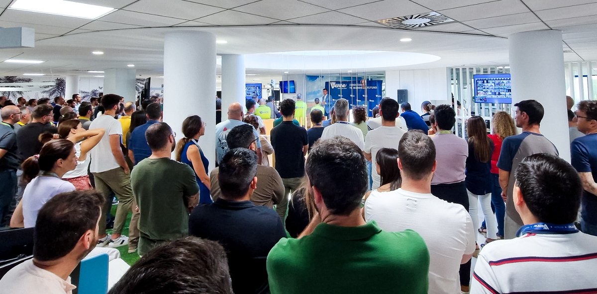 Presentamos nuestros #Valores Verne! redefinidos a través de un importante trabajo de reflexión en equipo. #EQUIPO, #CLIENTE, #CERCANÍA, #RESPONSABILIDAD y #VISIÓNSOSTENIBLE, cinco pilares que nos guiarán en nuestro proceso de transformación cultural