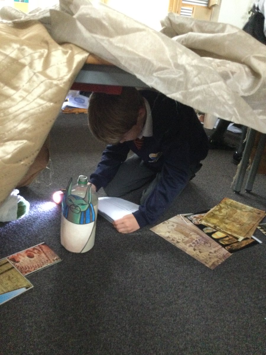 SPMVPineClass's tweet photo. This week Pine Class have travelled back in time to Ancient Egypt to discover artefacts buried in the tunnels and chambers of The Pyramids. We had lots of fun becoming archaeologists and looking at different types of sources. https://t.co/QUpcGBoGqU