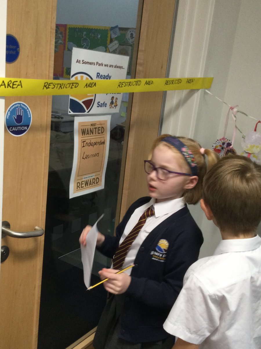 SPMVPineClass's tweet photo. This week Pine Class have travelled back in time to Ancient Egypt to discover artefacts buried in the tunnels and chambers of The Pyramids. We had lots of fun becoming archaeologists and looking at different types of sources. https://t.co/QUpcGBoGqU