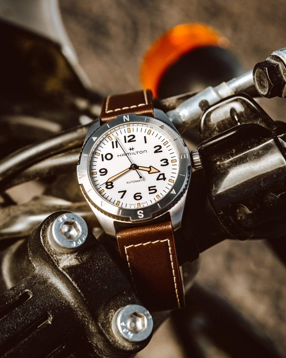 hamiltonwatch's tweet image. The Khaki Field Expedition pairs a new compass tool with a refreshed style for outdoorsmen and adventure seekers alike. 
Where will your next expedition take you? ms.spr.ly/60139Wv8D

#hamiltonwatch #stepoutside #expedition #new #adventureawaits