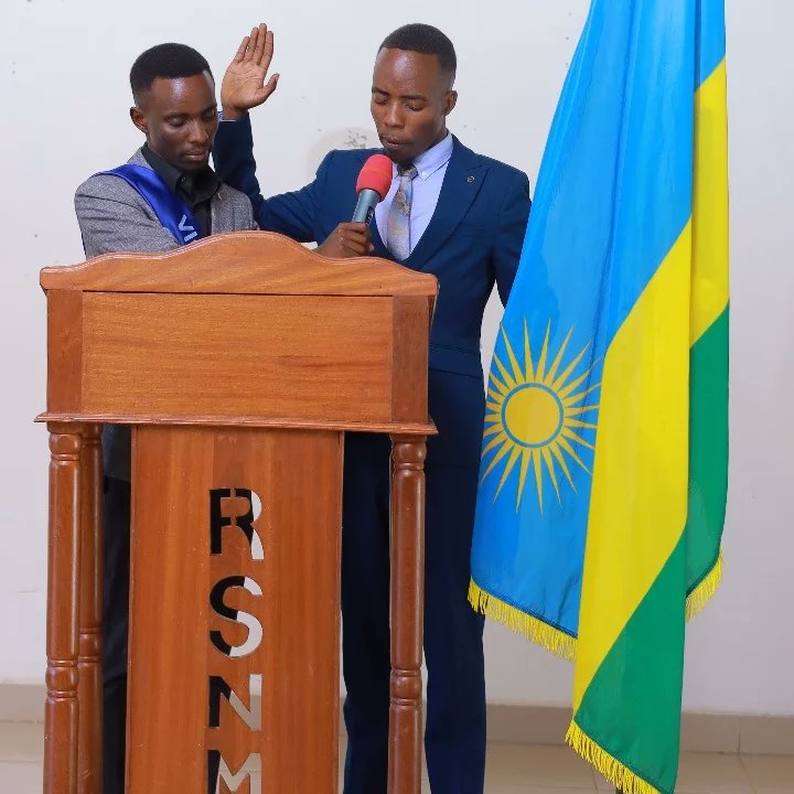 mugishadan171's tweet image. Yesterday i swore for  serving as Minister of information in UR Rwamagana Campus in 2023-2024
#SoHelpmeGod 
#informationfirst