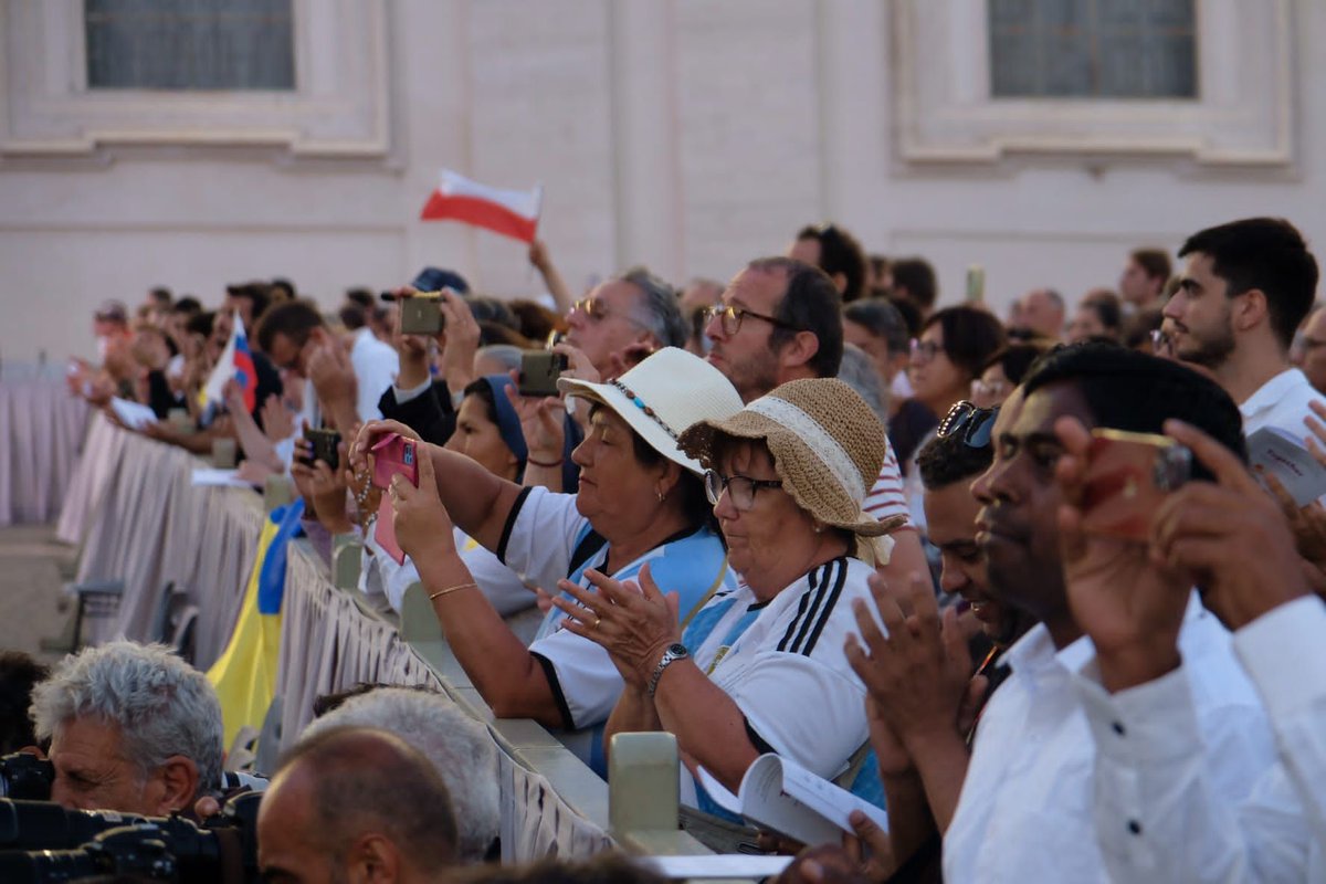 Together | Gathering of the People of God tweet media