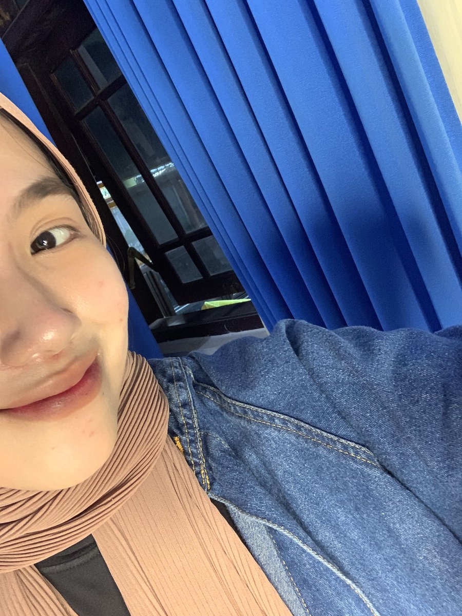 sstrongerrr's tweet photo. akirnya gw nemu lipstains yg bgus bgt buat ombre finishingnya gw jd kliatan lebih seger dan ga pucet lagi
#ItsMyColorCharacter https://t.co/4XFp25m7Mb
