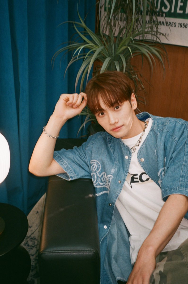 TIOT_NOW's tweet photo. [#레디_time⏰] 
#BEHIND_film 🎞️

#TIOT #티아이오티
#금준현 #KUMJUNHYEON
#TIOT_PreDebut #백전무패 https://t.co/mGmJ7V5XCQ