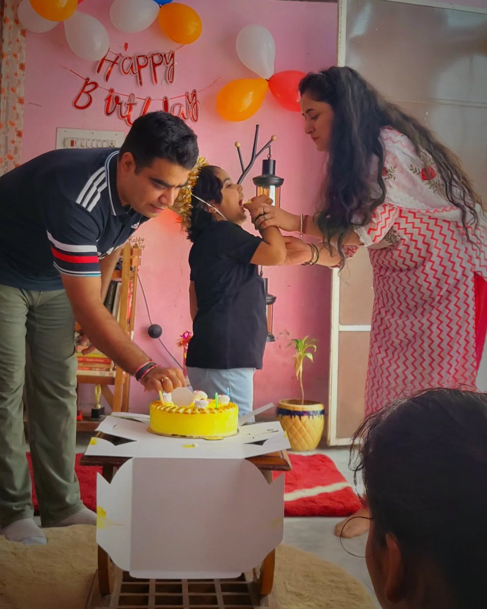 EqraFoundation's tweet photo. Happy Birthday to dear Prisha. Blessings to her and her family who chose to share their happiness with us 🌸
#birthday #eqra #eqrafoundation
@simrankouraina https://t.co/PqoRa9nH8V