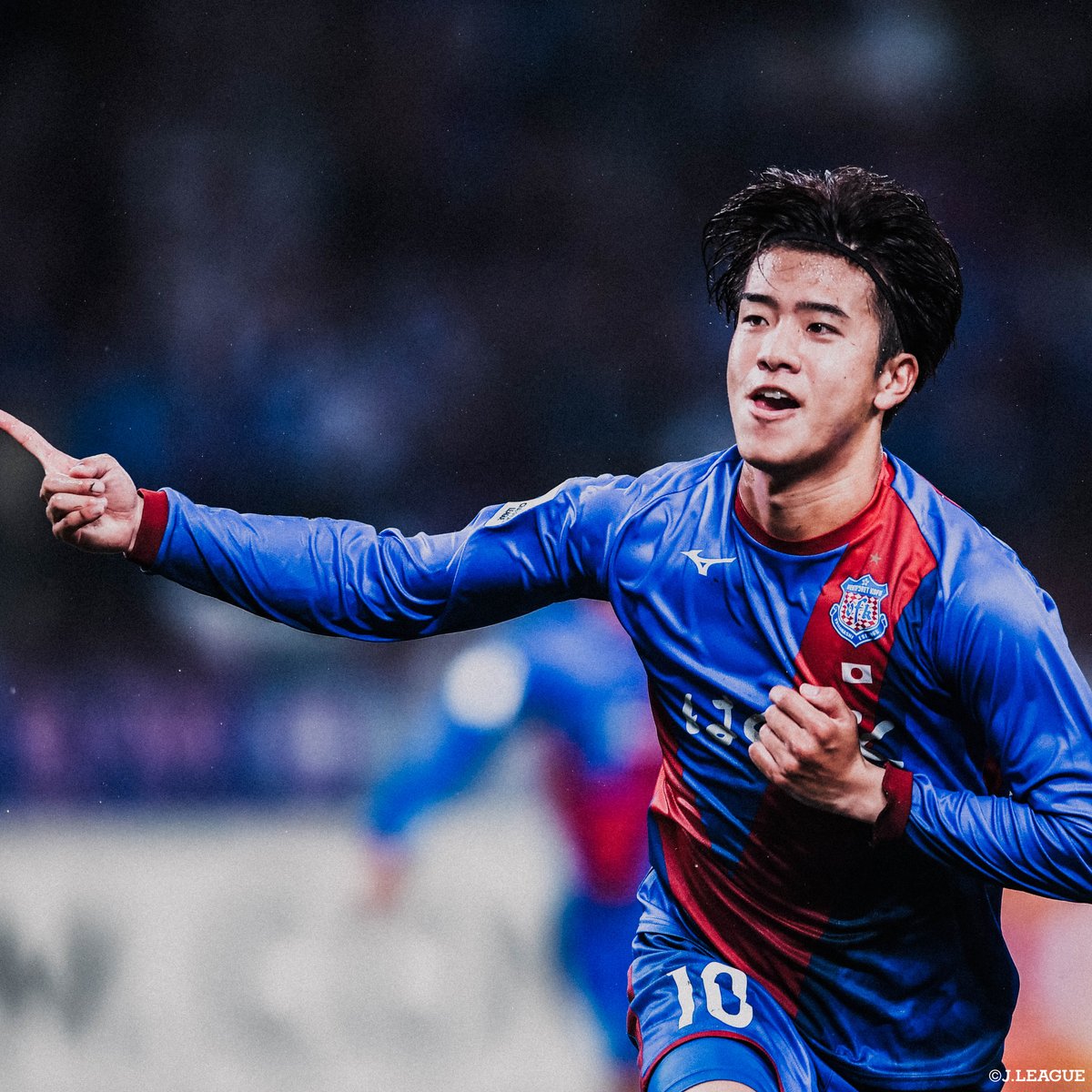 J_League's tweet photo. 新たな歴史の1ページ。
#ヴァンフォーレ甲府 ACL初勝利❤️‍🔥

🏆 ＡＦＣチャンピオンズリーグ　グループステージ　ＭＤ2
🆚 甲府vsブリーラム
🔢 1-0
⚽️ #長谷川元希
#Ｊリーグ #ACL https://t.co/I9nNYgiqI1