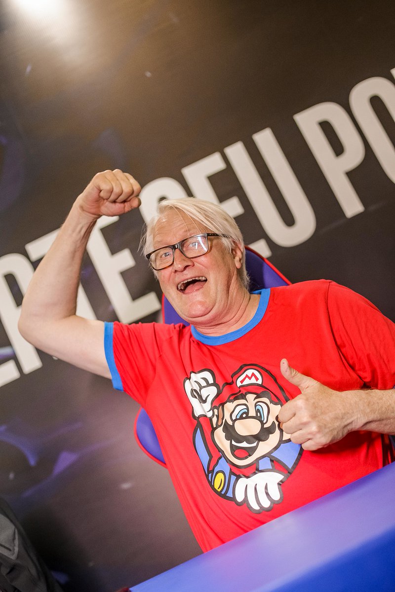 VGDBbr's tweet photo. A BGS 2023 vai trazer convidados sensacionais. Alguns nomes incluem Charles Martinet, Alexey Pajitnov e Kim Bonilla. Não perca a oportunidade de conhecer seus ídolos da indústria!
#bgs2023 #vgdb
https://t.co/y7wAw21S6g https://t.co/VEN4m5YbLt