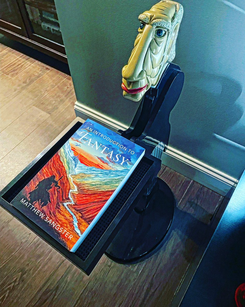 ExtrapolationSF's tweet photo. Currently available for review: AN INTRODUCTION TO FANTASY by Matthew Sangster. Scholars please DM us or contact reviews editor @DHarlanWilson if you would like to cover this title.
@CambridgeUP #bookreview #sciencefictionstudies #fantasy #nonfiction #literarycriticism https://t.co/Aqj4Lyu8en