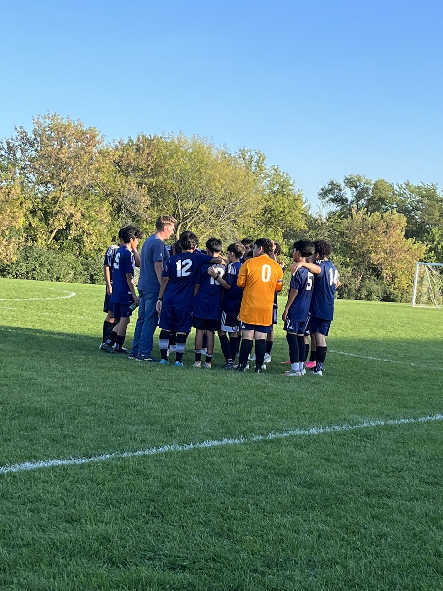 aschulz116's tweet photo. RLMS boys soccer did great yesterday and got the win! On to the championship! ⚽️ 🏆 #RLMSpride https://t.co/6jWkHn3qQ7