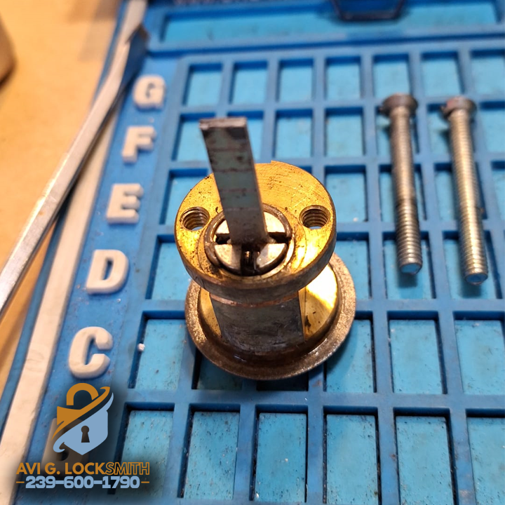 Avi_G_locksmith's tweet photo. Instead of investing in brand new locks, why not consider re-keying your existing ones? This cost-effective option allows you to maintain security without breaking the bank.
.
.
#fortmyers #northfortmyers #capecoral #lehighacres #sanibelisland #esterofl #Captiva #Locksmith https://t.co/gV70OGSaME