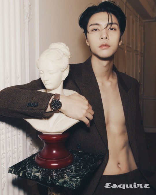 [PRESS] 231004 - NCT JOHNNY, overwhelming proportion...the elegance of one's dreamy eyes

"In the image composed of covers and pictorials, you can meet his intense and dreamy eyes and overwhelming proportions"

📎naver.me/5hJ7H12J

#JOHNNY #쟈니 
#ジャニー #NCT127