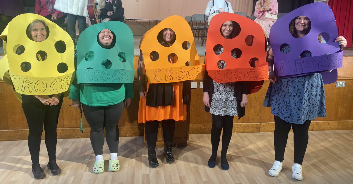 Team guidance coming through with a croctacular fit for this years staff charity costume contest 🐊✌🏻