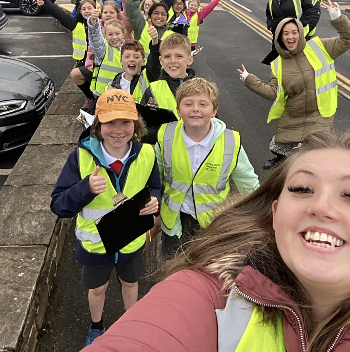 MoorlandsHudds's tweet image. 5S were amazing on our local walk! Miss Stephenson is very proud of you all! We noticed lots of changes over the last 150 year including Sainsbury’s and the M62. #MPSYear5 #MPSGeography