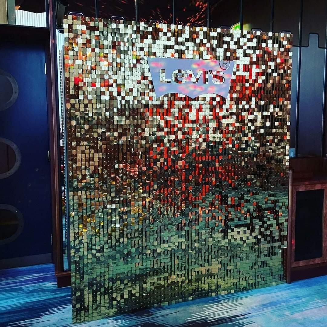 Ferris Heart Sloane tweet media