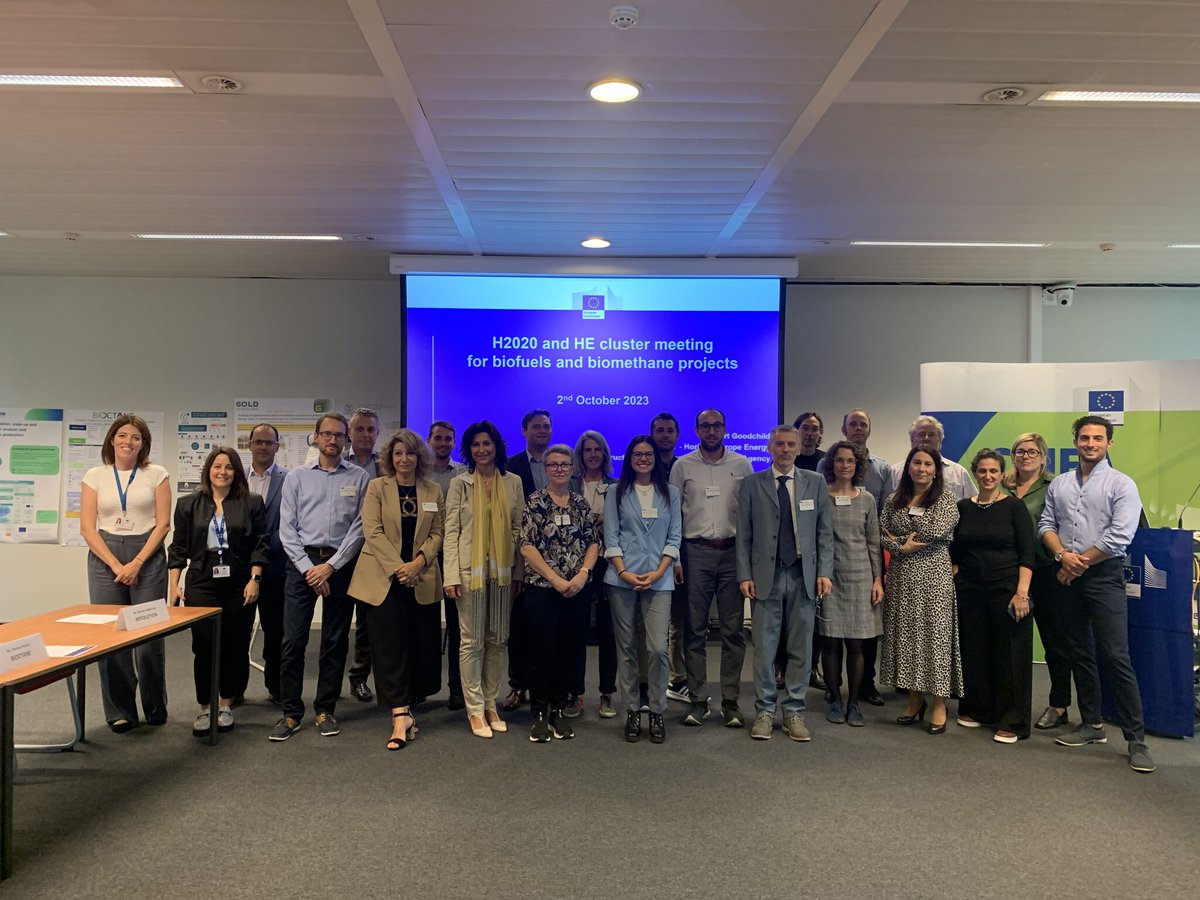 🌿We are very happy to share synergies with our associates who share the same passions with us!

🌿@pyragraf_eu partner BIOREF represented the project at the cluster event.

🌿Thanks to @cinea_eu for creating this common space.

#H2020Energy #HorizonEU #Biomethane #Biofuels